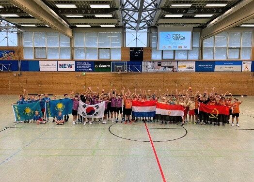 E1-Juniors im Viertelfinale der Mini-WM!